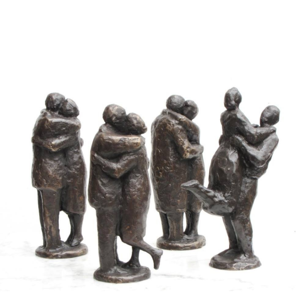 4 Kleine Welkoms -Bronze sculpture - Gerard Brouwer